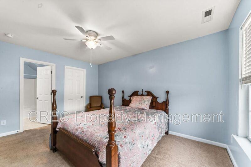 2451 Scholar Ln - Photo 7 of 22