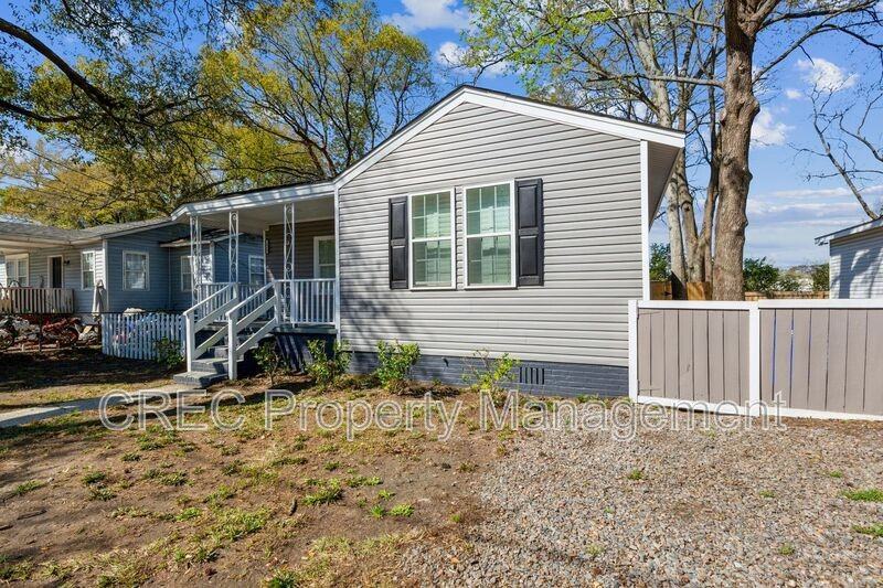 2925 Alabama Dr - Photo 5 of 33