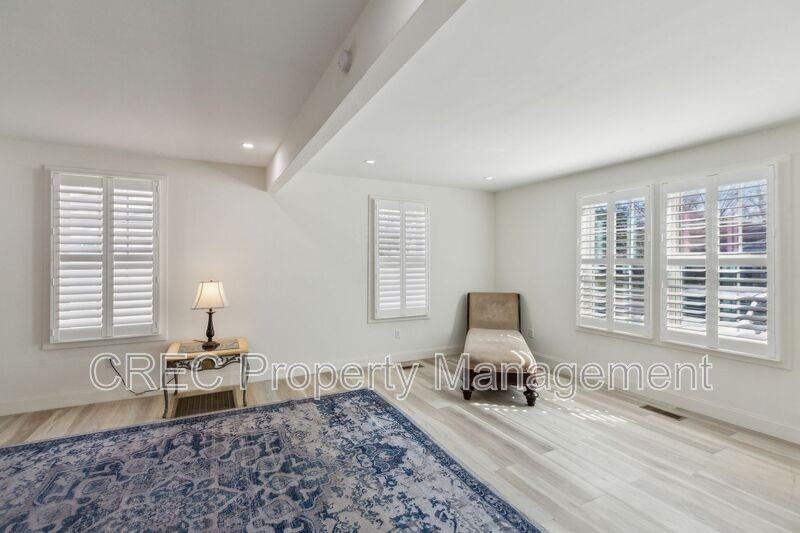 2925 Alabama Dr - Photo 6 of 33