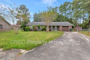 featured image of 412 Fox Hunt Road