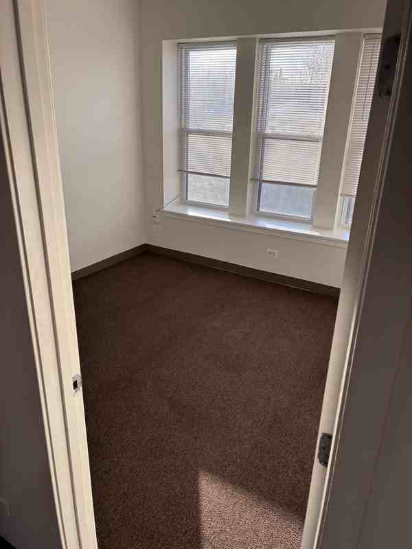 5647 West Madison Street #10-2C - Photo 3 of 7