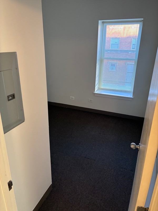 5647 West Madison Street #10-2C - Photo 4 of 7