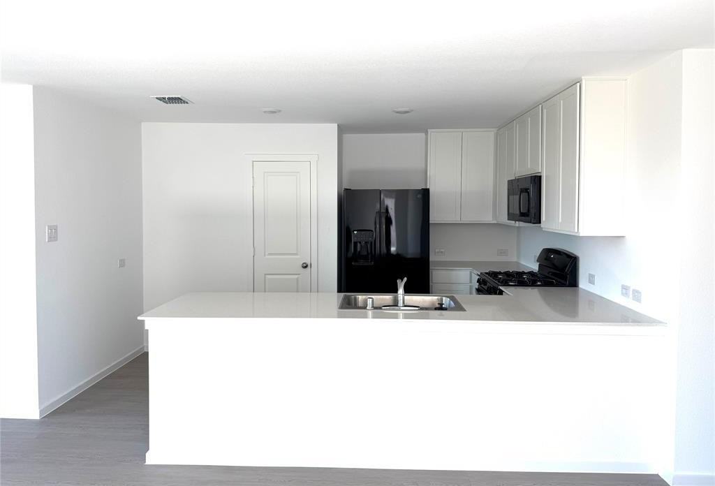 5308 Agalinis Avenue - Photo 2 of 16