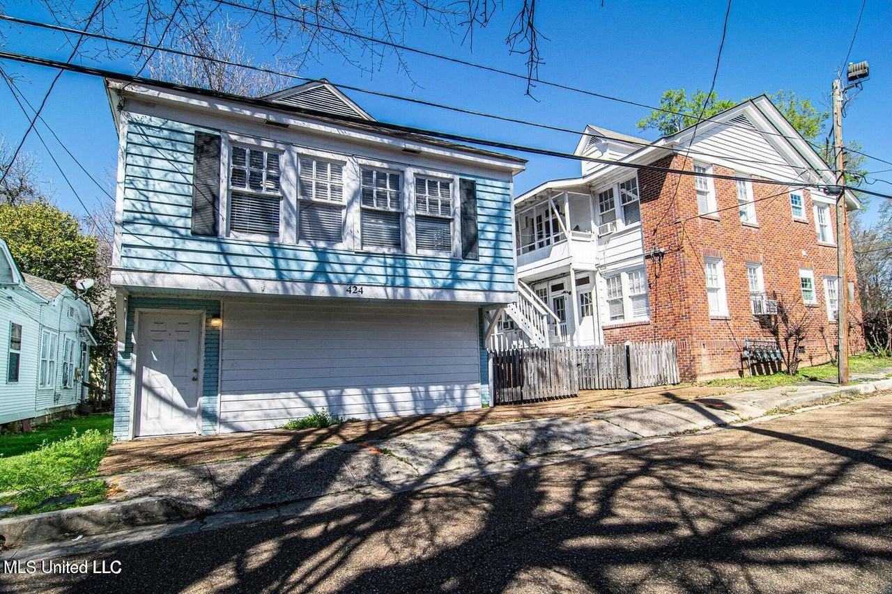 424 Barksdale Street - Photo 2 of 15