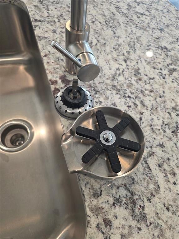 11558 Kimberly Way - Photo 6 of 39