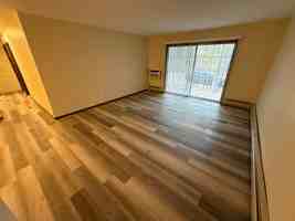 featured image of 214 Williamsburg Drive