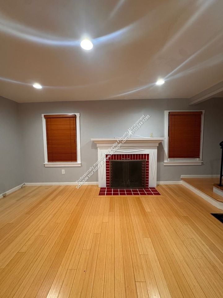 7850 Crest Ave - Photo 6 of 25