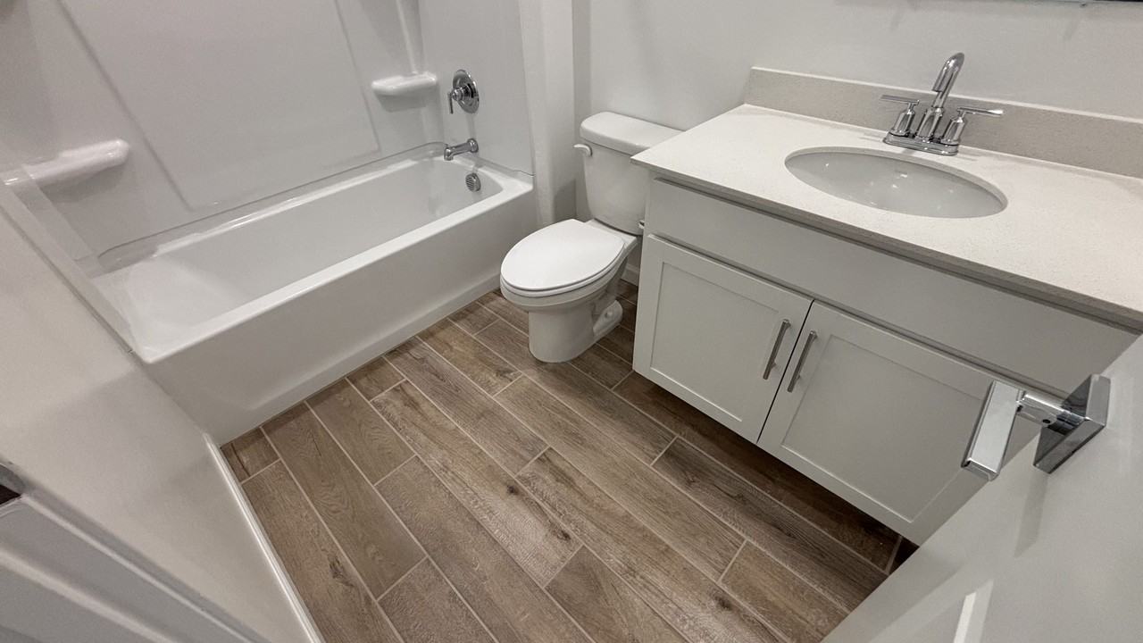 18216 West La Senda Drive - Photo 6 of 24