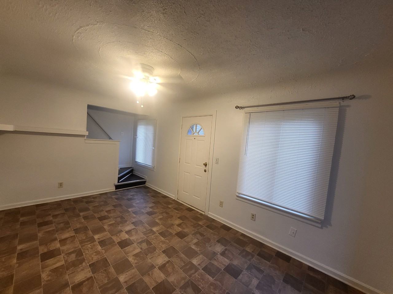 25605 Hanover Street - Photo 5 of 18