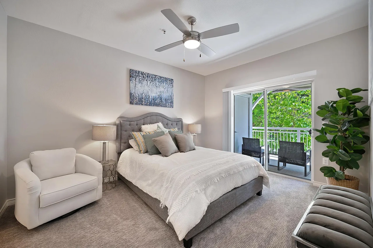 1350 Oak View Cir #U50H - Photo 6 of 13