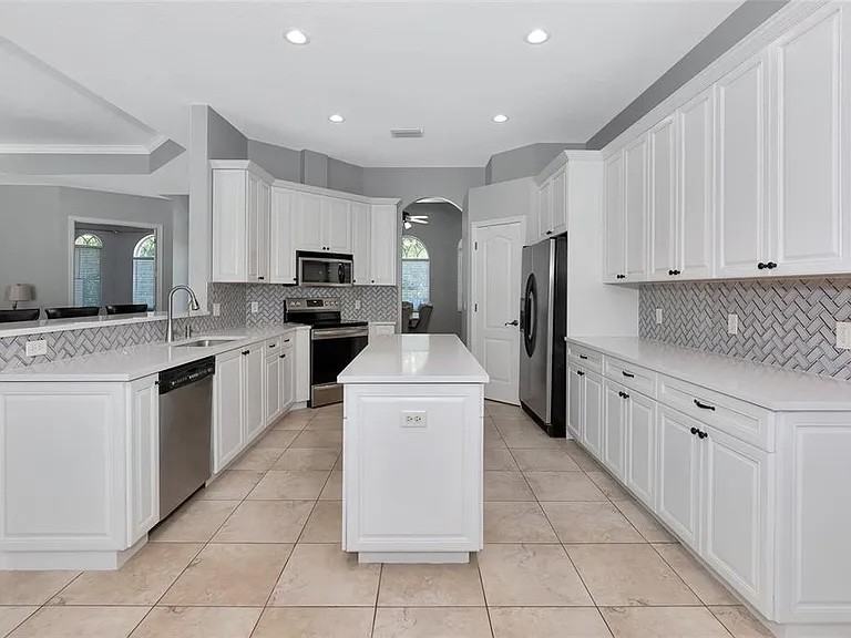 6407 213th Street East - Photo 5 of 28