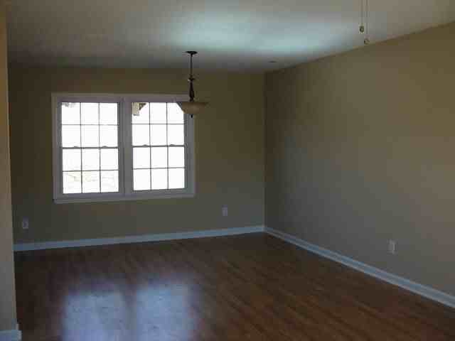 378 Vanderbilt Rd - Photo 7 of 11