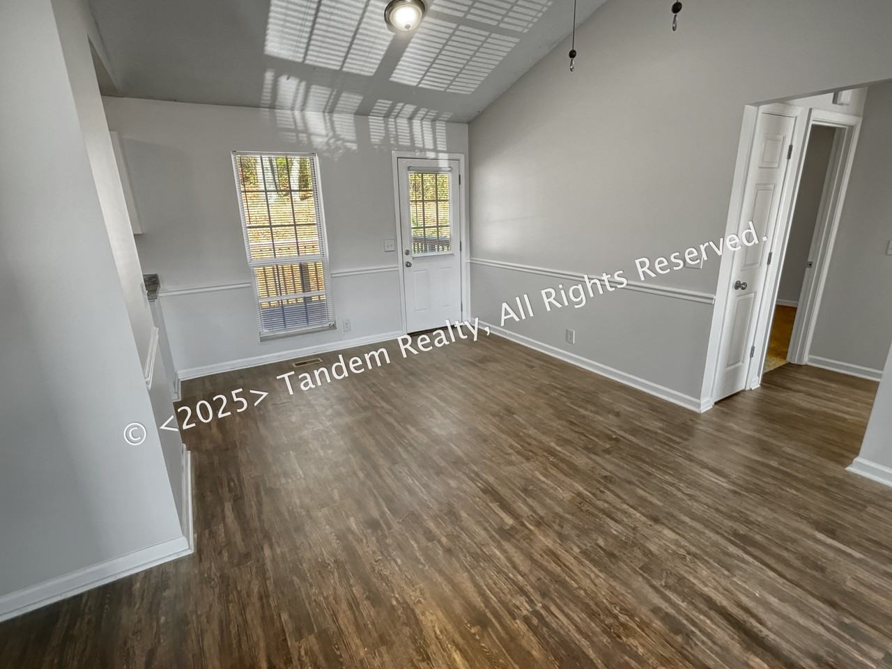 1412 Woodchimes Ct - Photo 4 of 19