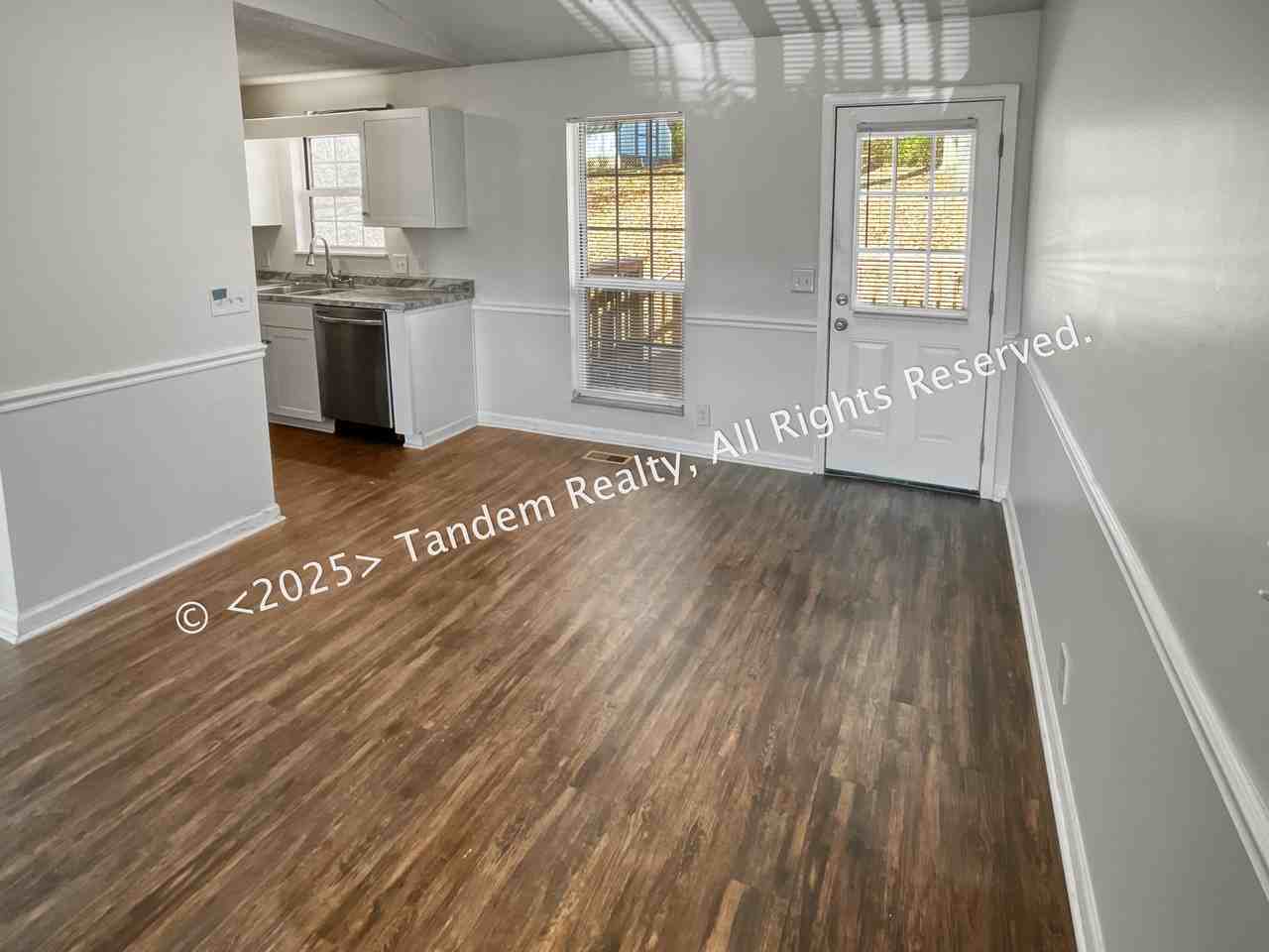 1412 Woodchimes Ct - Photo 5 of 19