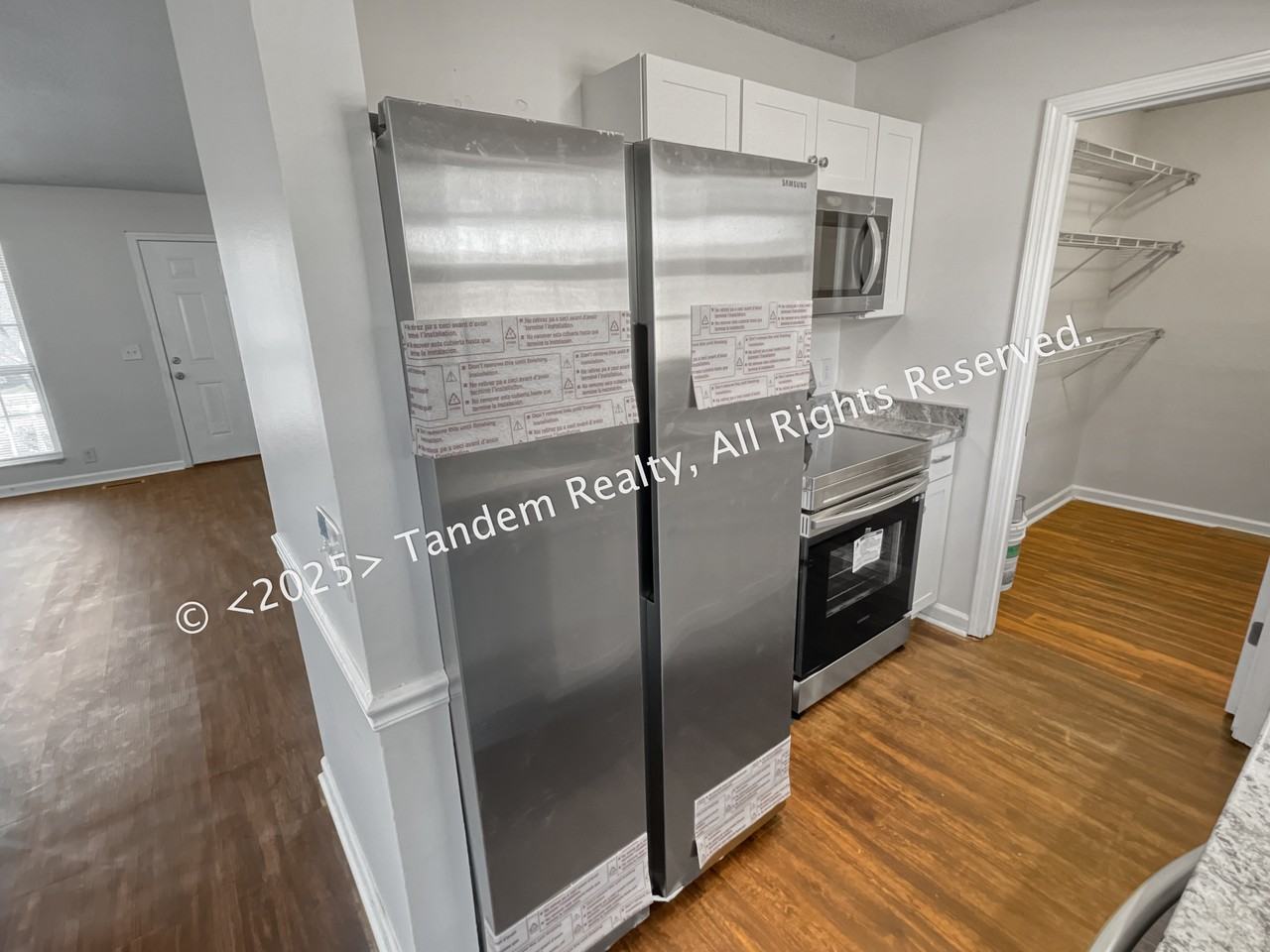 1412 Woodchimes Ct - Photo 7 of 19