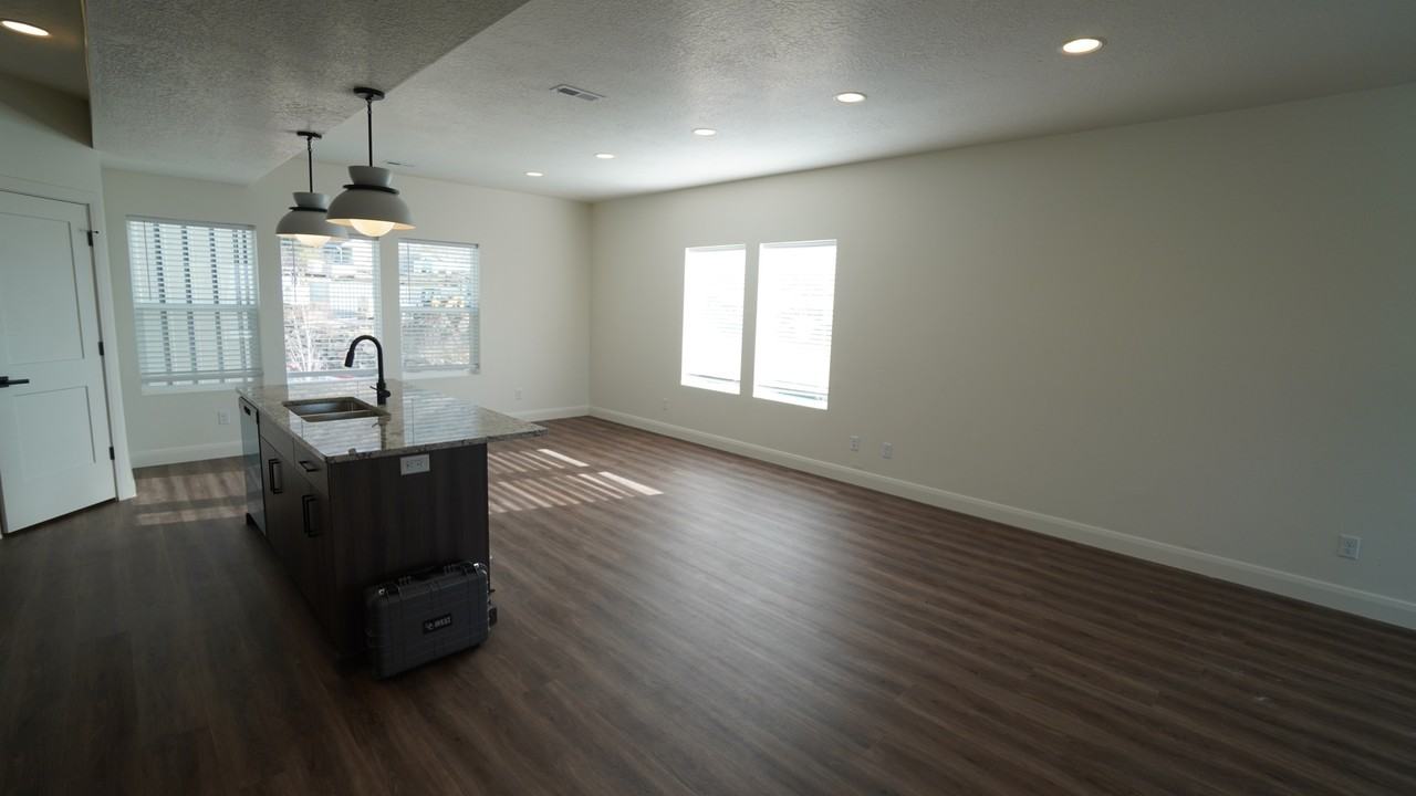 2925 S Highwayste #1 - Photo 5 of 23