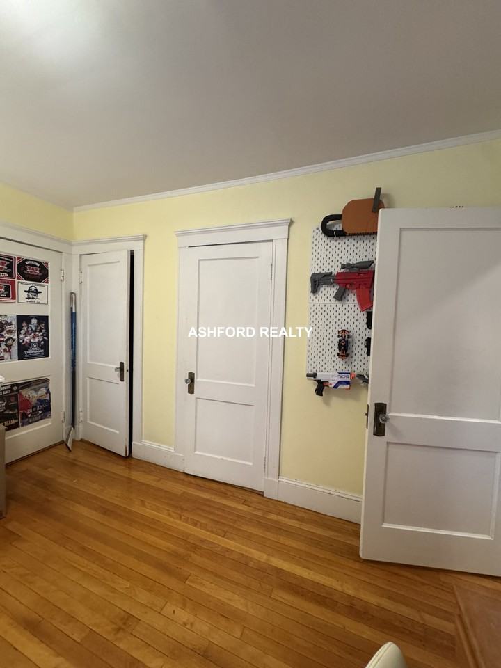 School St - Photo 5 of 15