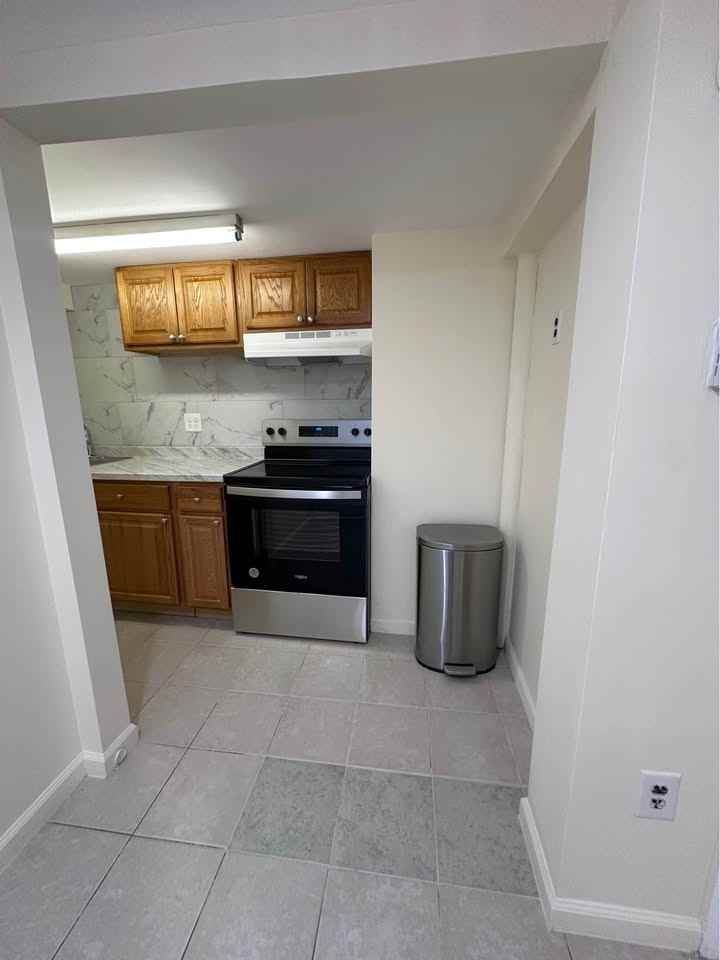 100 Meade Avenue #NA - Photo 5 of 17