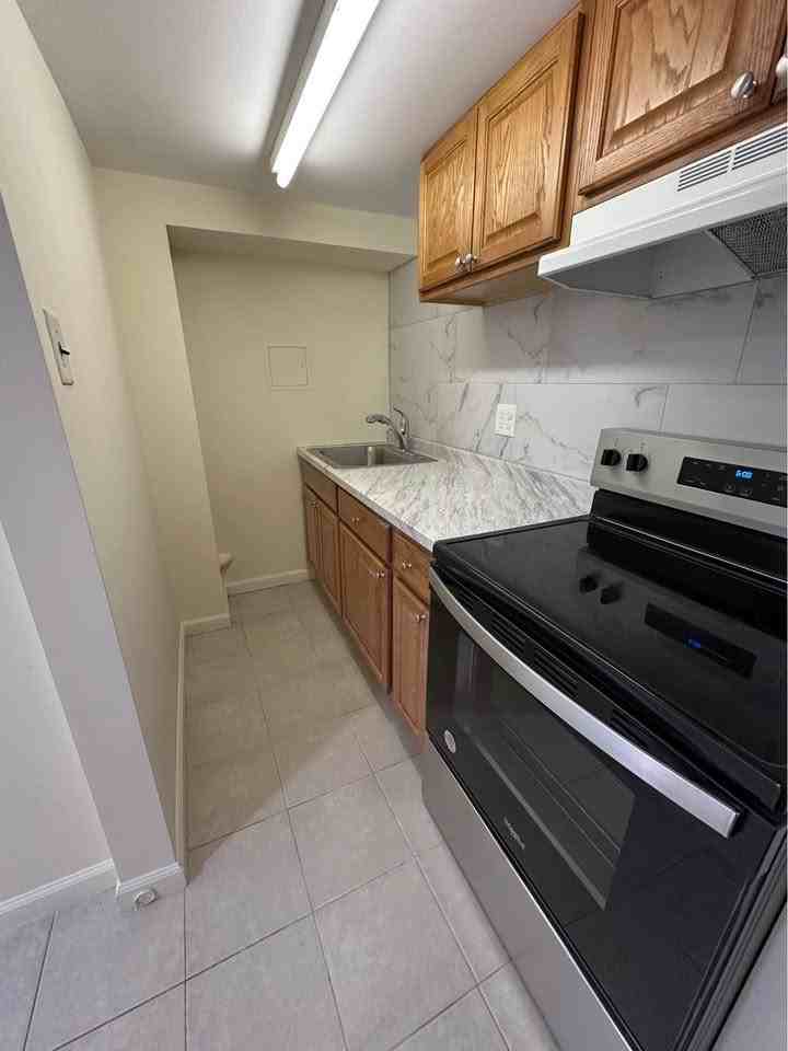 100 Meade Avenue #NA - Photo 7 of 17