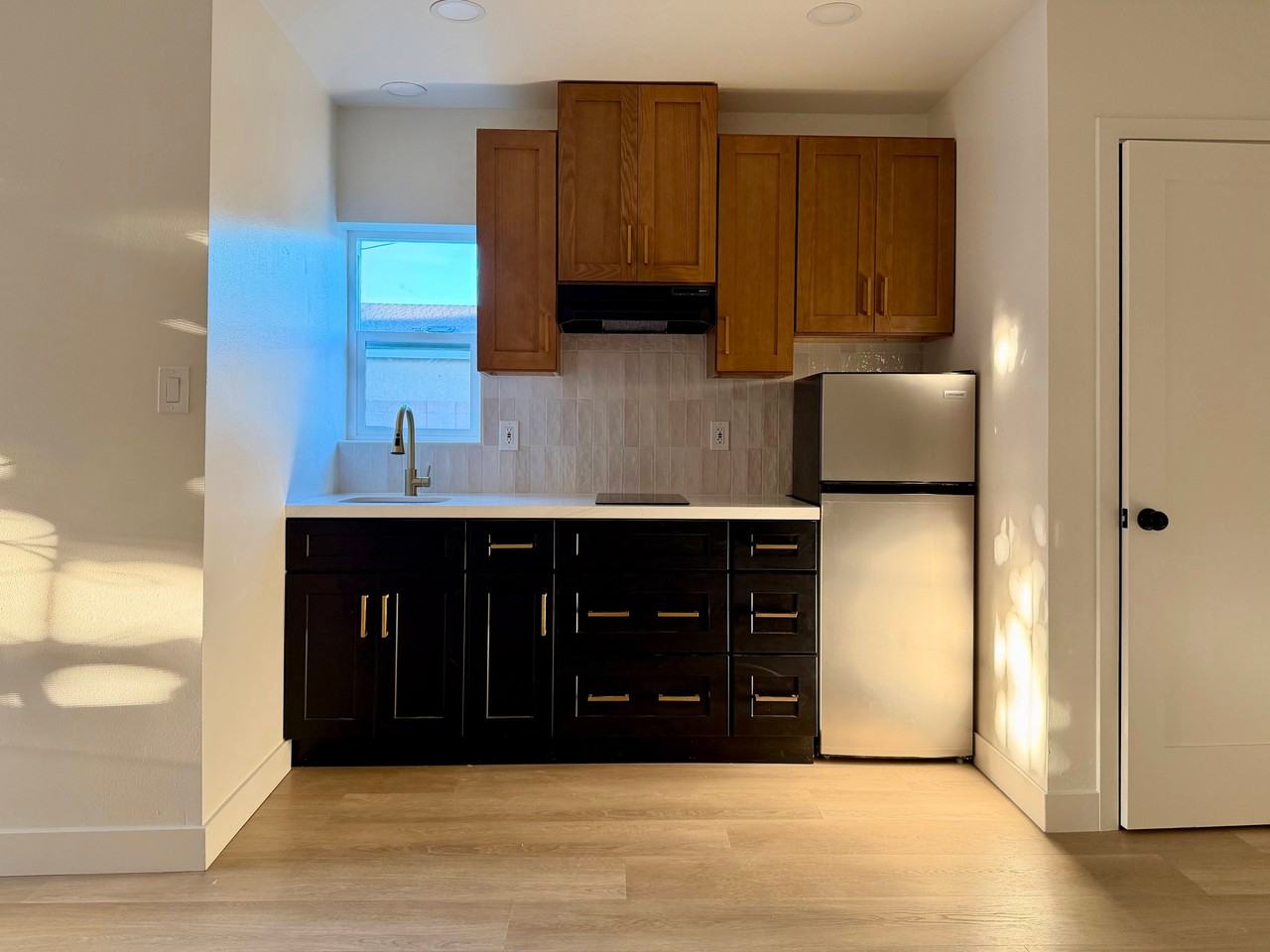 714 S Philadelphia St #NA - Photo 3 of 12