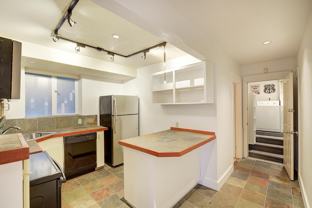 1038 Lakeview Boulevard East - Photo 1 of 1