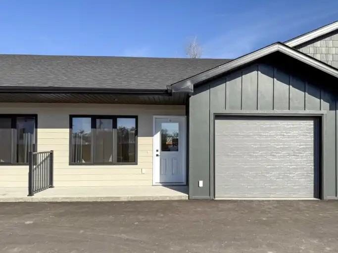 420 Main Street - Photo 3 of 21