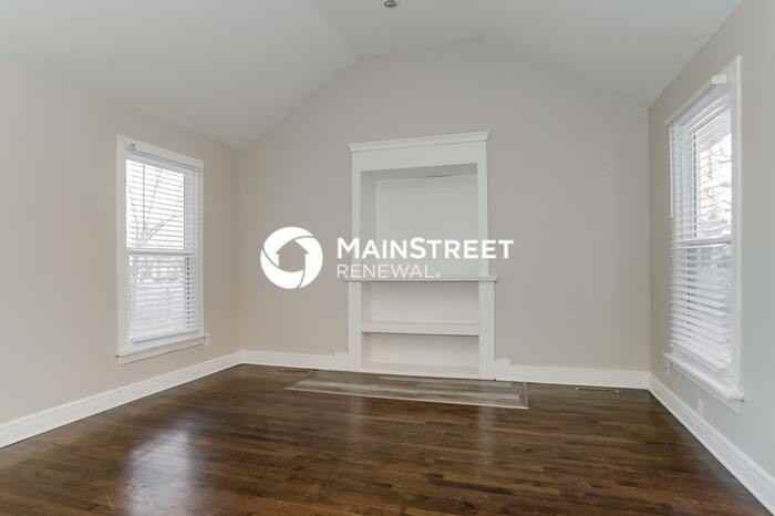 12806 Richmond Ave - Photo 3 of 17