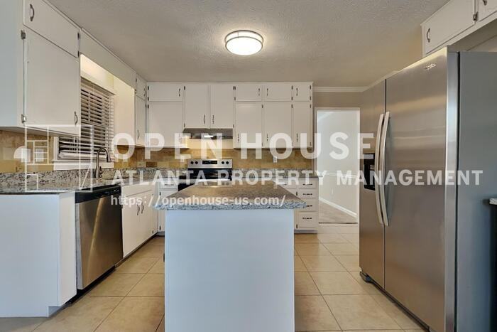 2677 Ashley Oaks Court Northwest - Photo 7 of 24