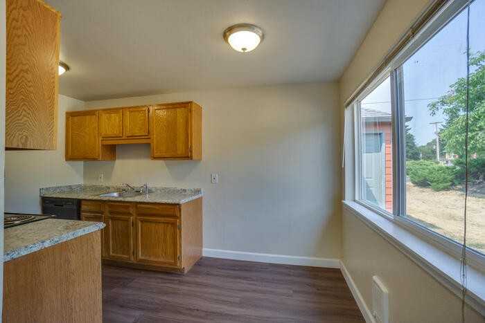 632 Ash Street #630 - Photo 4 of 16