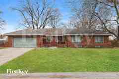 1216 Southwest Horizon Drive - Photo 1 of 1