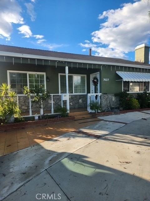 7437 Irvine Ave - Photo 2 of 10