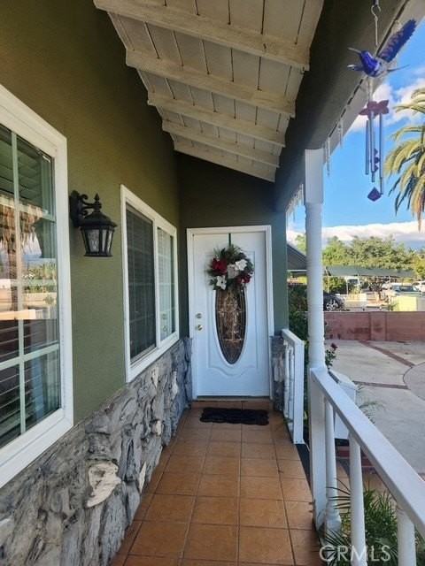 7437 Irvine Ave - Photo 3 of 10