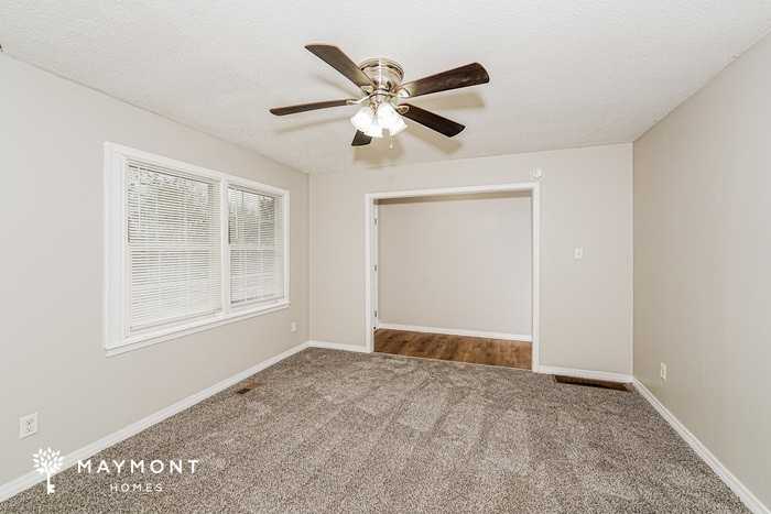 908 Kathryne Cir - Photo 6 of 13