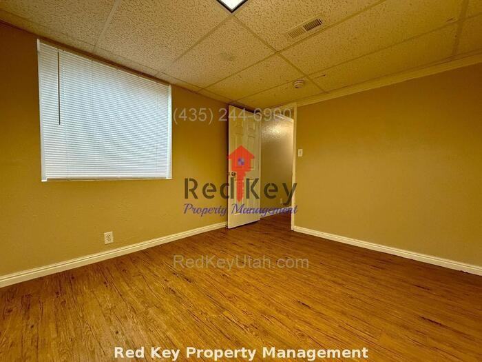 785 W 880 S #B - Photo 6 of 14