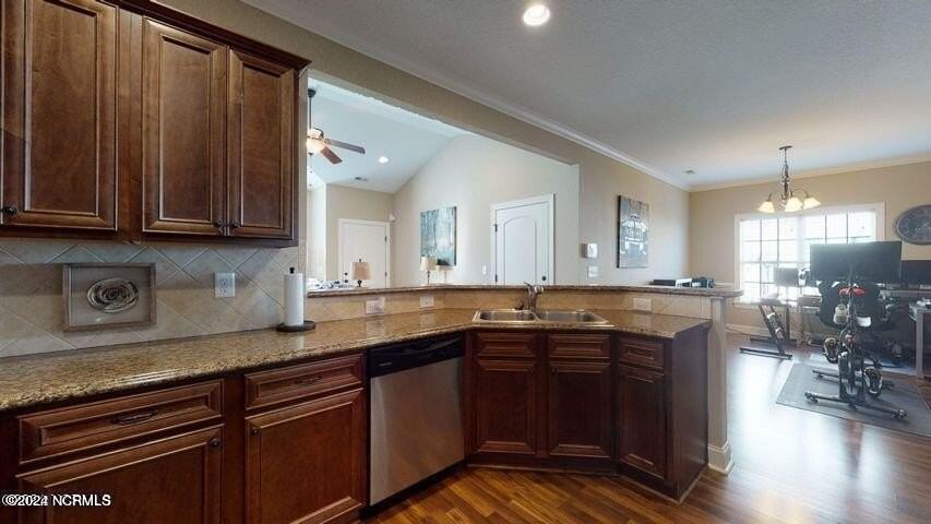 2005 Leighton Dr - Photo 5 of 14