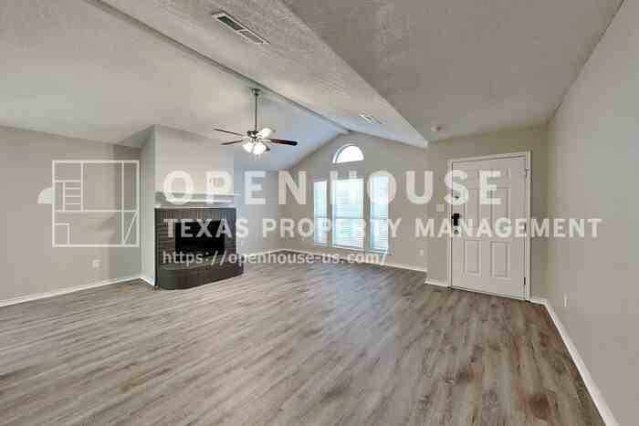 1900 Cedar Tree Dr - Photo 6 of 22