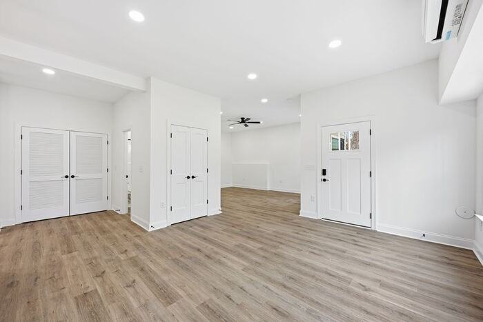 4402 Hill Street - Photo 3 of 10