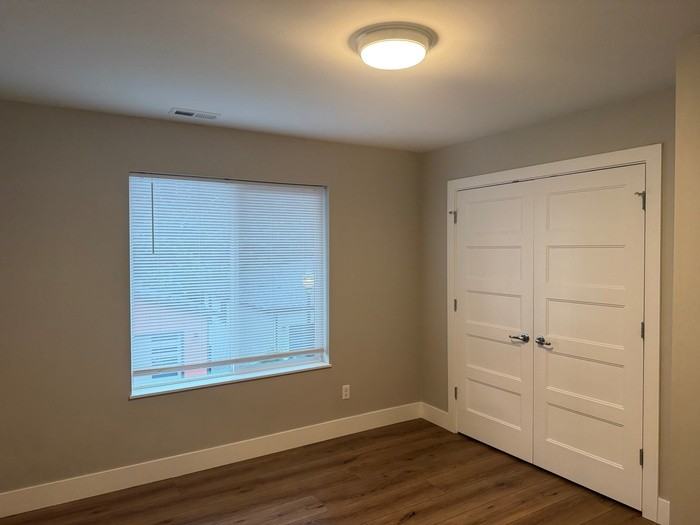 4309 Northeast 61st Street #B - Photo 3 of 8