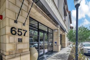 featured image of 657 Walnut Street