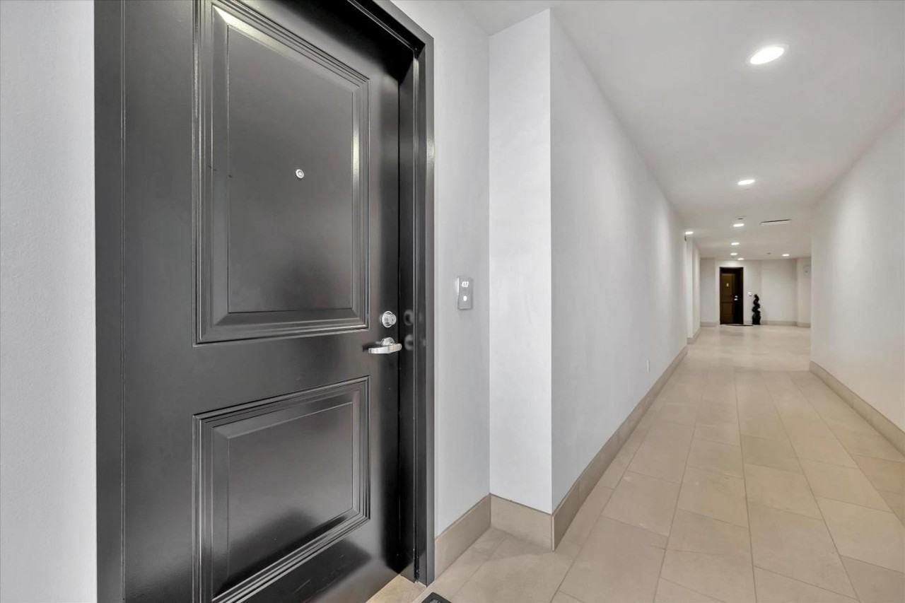 657 Walnut Street - Photo 4 of 27