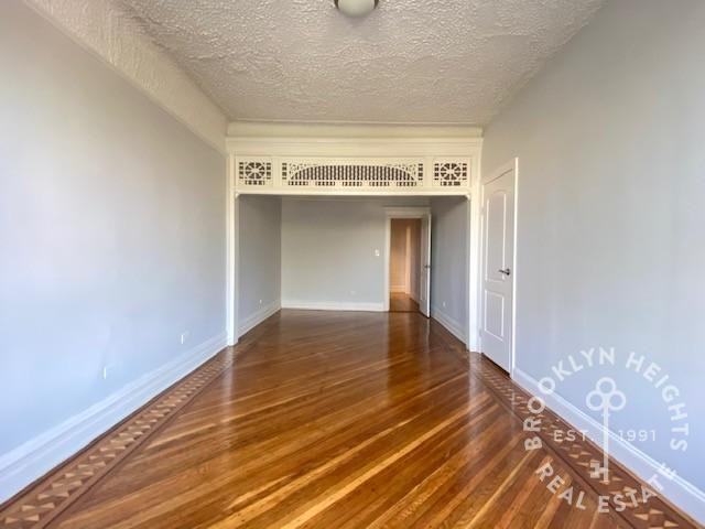 Garfield Pl #4 - Photo 5 of 20