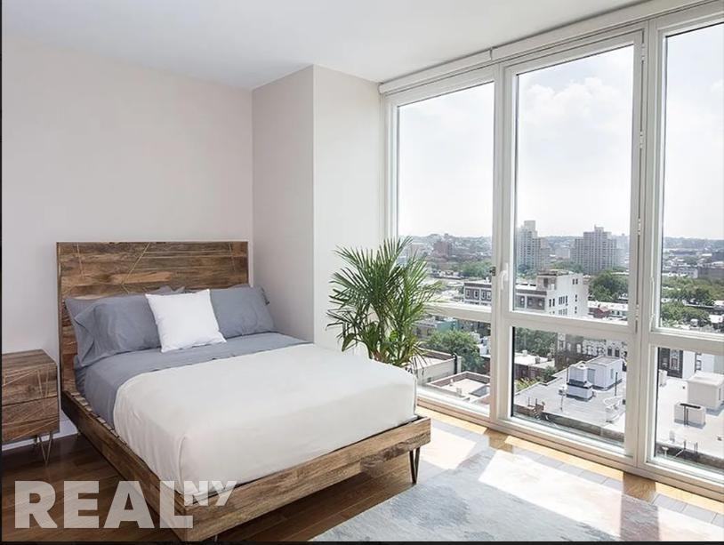 Bond Street #328 - Photo 3 of 11