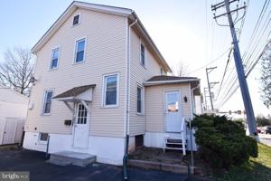 featured image of 1071 West Bristol Road