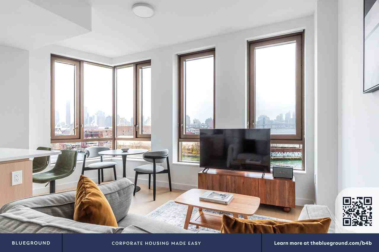 482 Kent Avenue - Photo 5 of 26