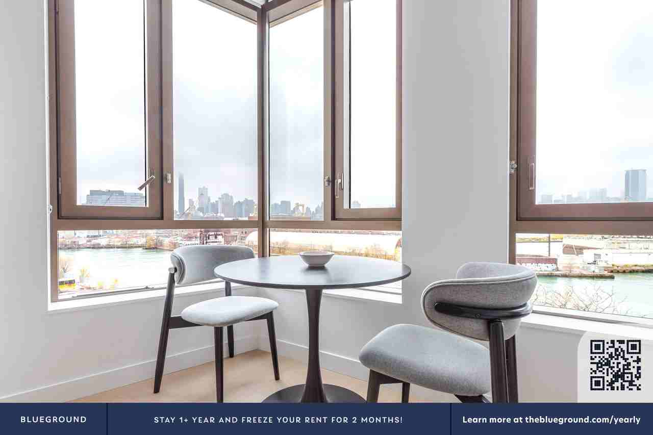 482 Kent Avenue - Photo 7 of 26