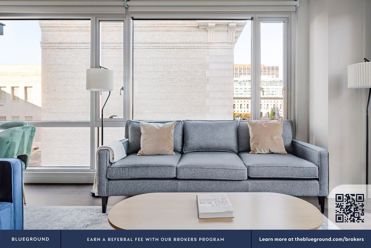 101 Polk St #2102 - Photo 5 of 37