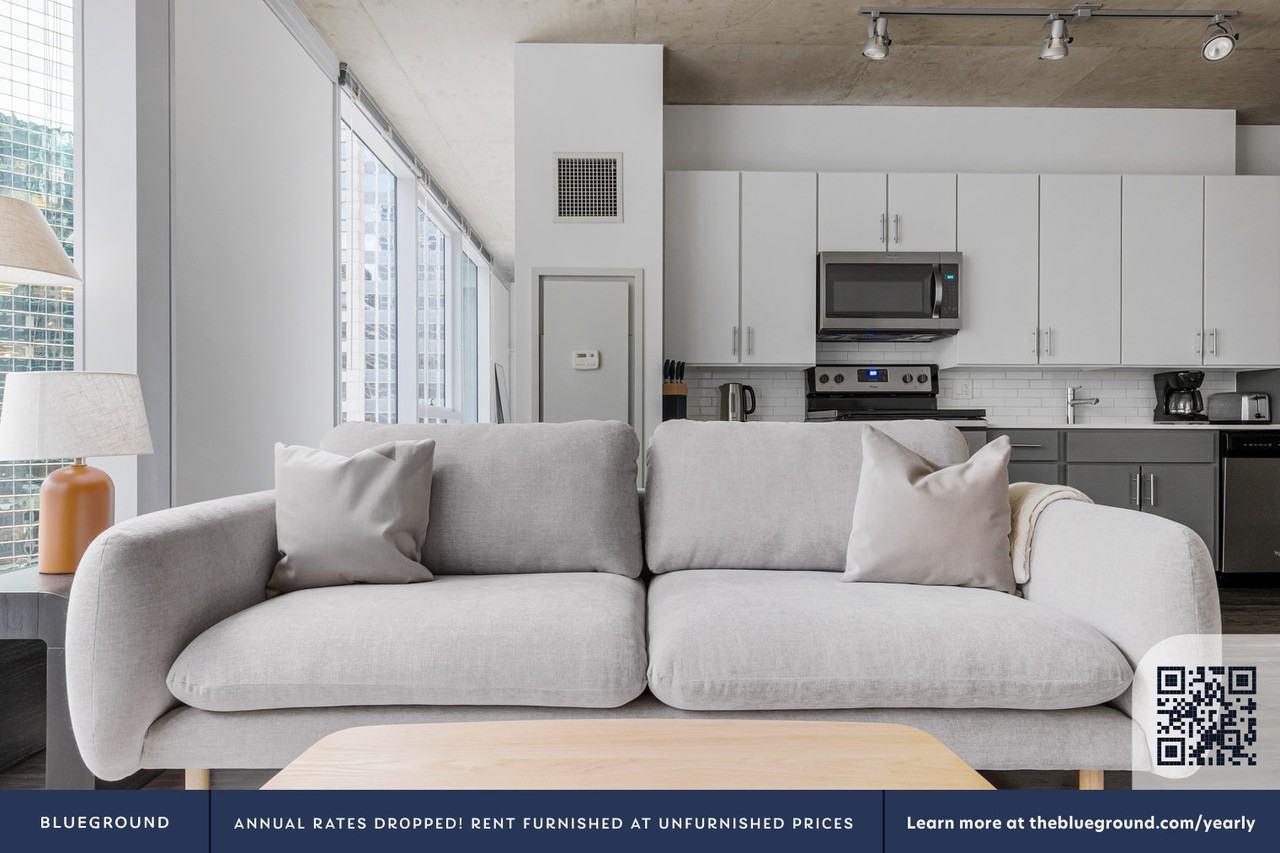 215 W Lake St #1343 - Photo 4 of 48