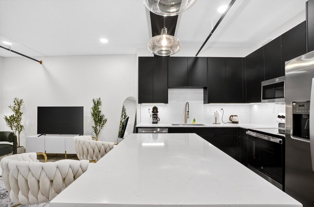 15 W 6th St #1322468P - Photo 3 of 14