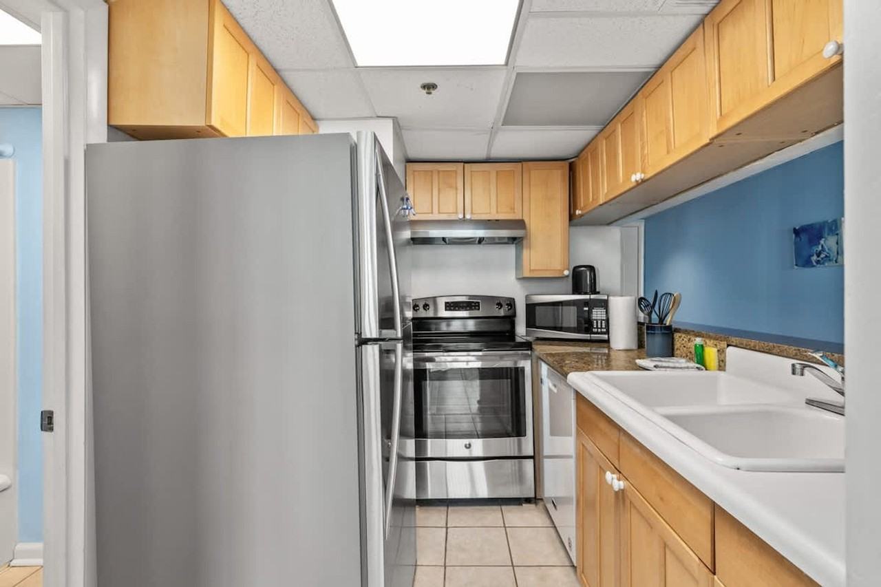 9850 S Thomas Dr #1355022P - Photo 5 of 12