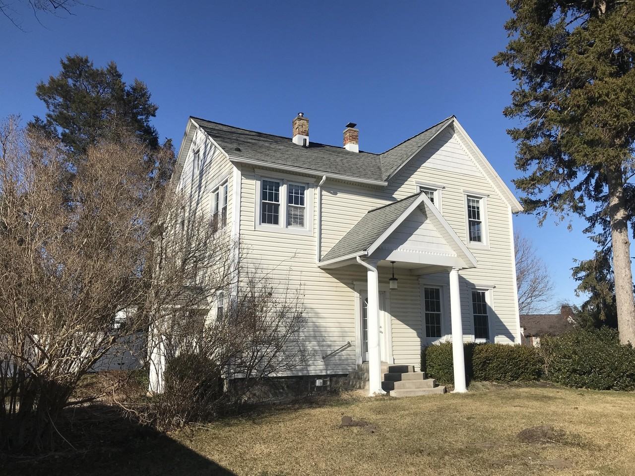 569 Myrtle Avenue #2W